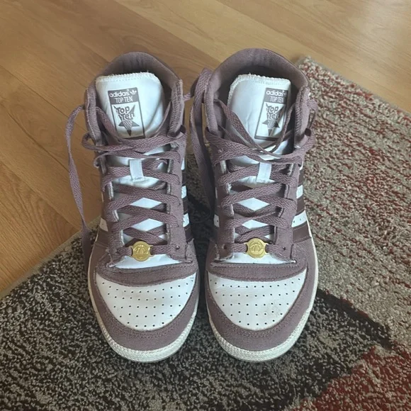 ADIDAS SHOES - Picture 2 of 3